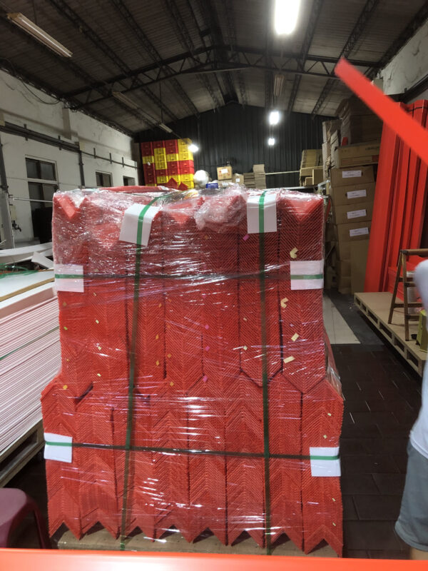 PP Coreflute-G1600-280-90°